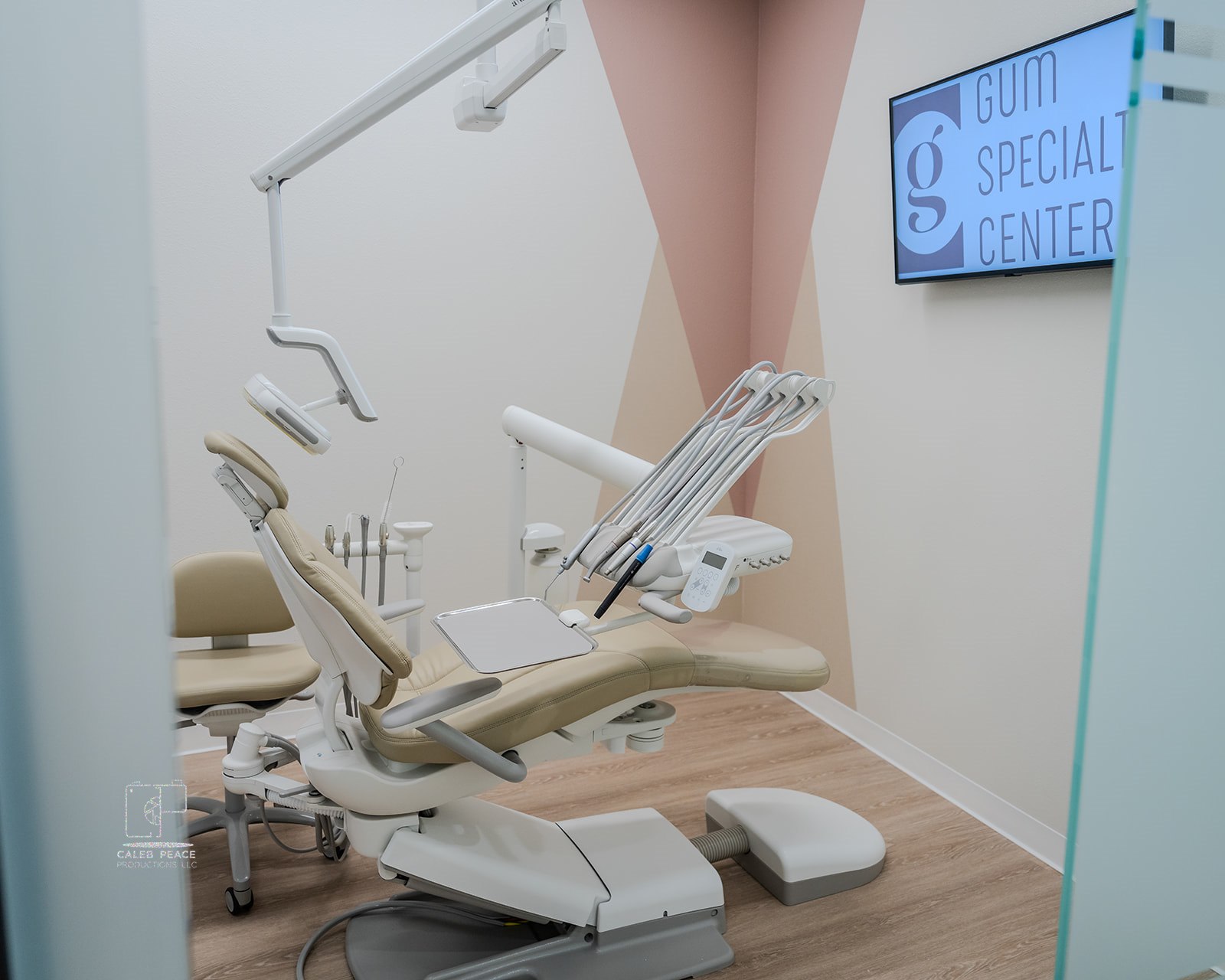 exam room at gum specialty center in allen texas